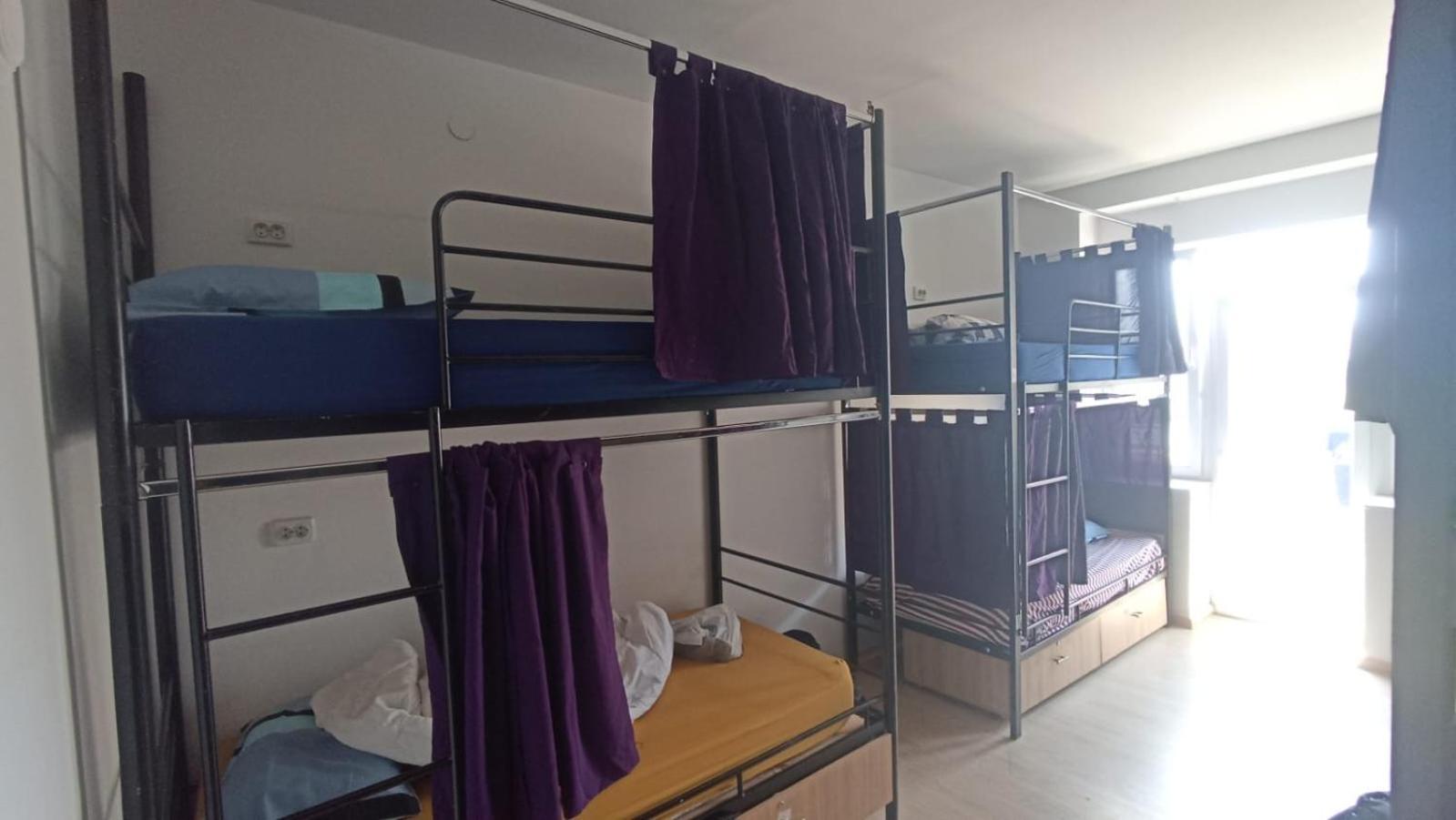 פרישטינה Newborn Comfort Hostel The Biggest Hostel Of Town With Best Location מראה חיצוני תמונה
