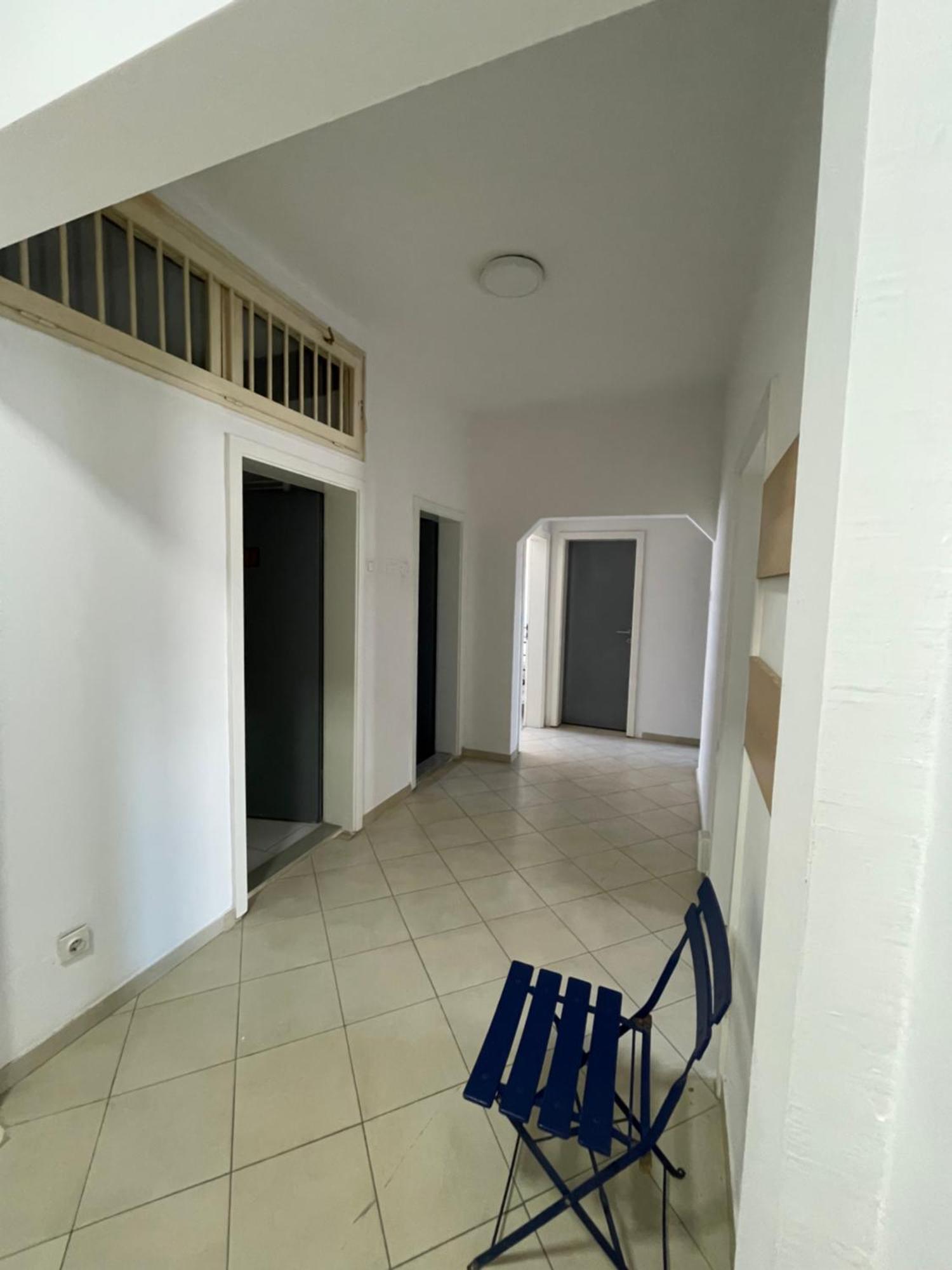 פרישטינה Newborn Comfort Hostel The Biggest Hostel Of Town With Best Location מראה חיצוני תמונה